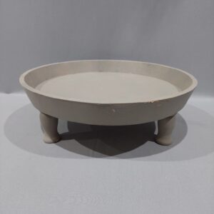 מגש וינטג' אפור ( מלאי 6 יחידות) (מיקום הF10)