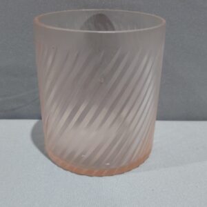 דלי ורוד עיפרון (מלאי 30)(מיקום A7 א)