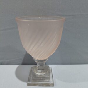 ביצה פצפון ורוד עיפרון(מלאי 29)(מיקום A7א)